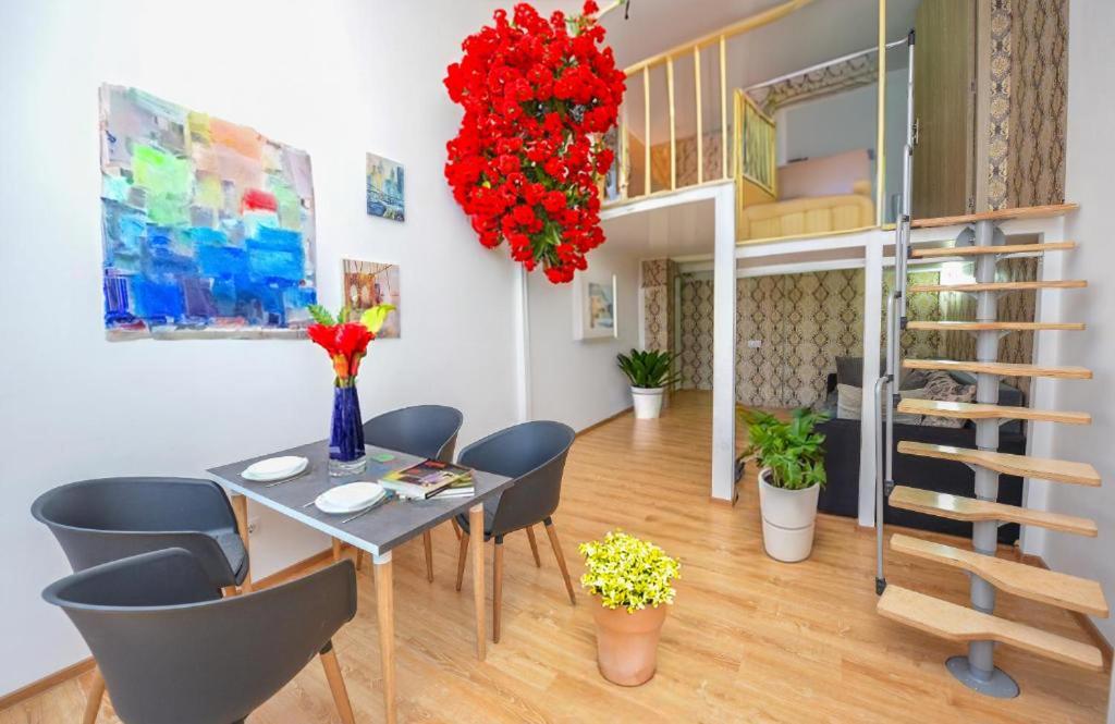 Old Town - Ultra Central Apartment Bucharest Luaran gambar