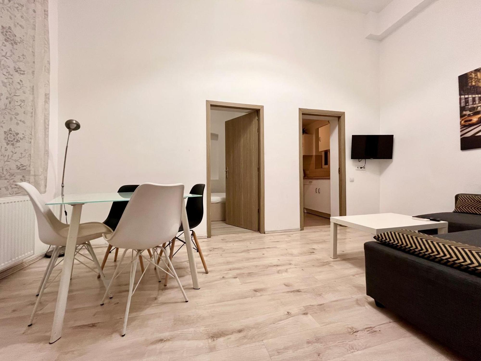 Old Town - Ultra Central Apartment Bucharest Luaran gambar