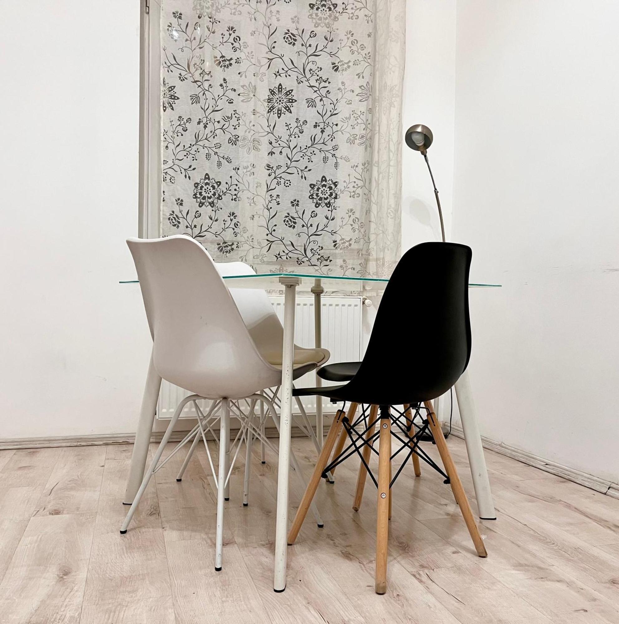 Old Town - Ultra Central Apartment Bucharest Luaran gambar